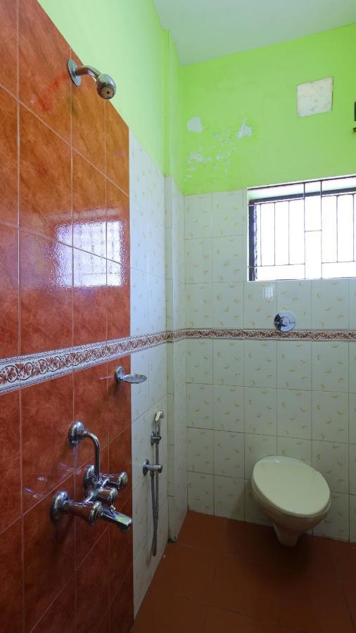 Отель Kukuresidency Wadakkanchery Экстерьер фото